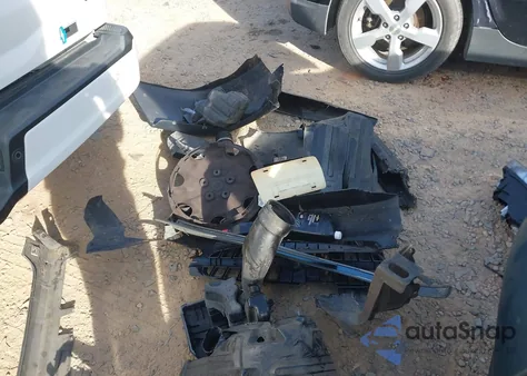 2001 Nissan Altima Gxe z USA, uszkodzony, nr VIN 1N4DL01D51C241388